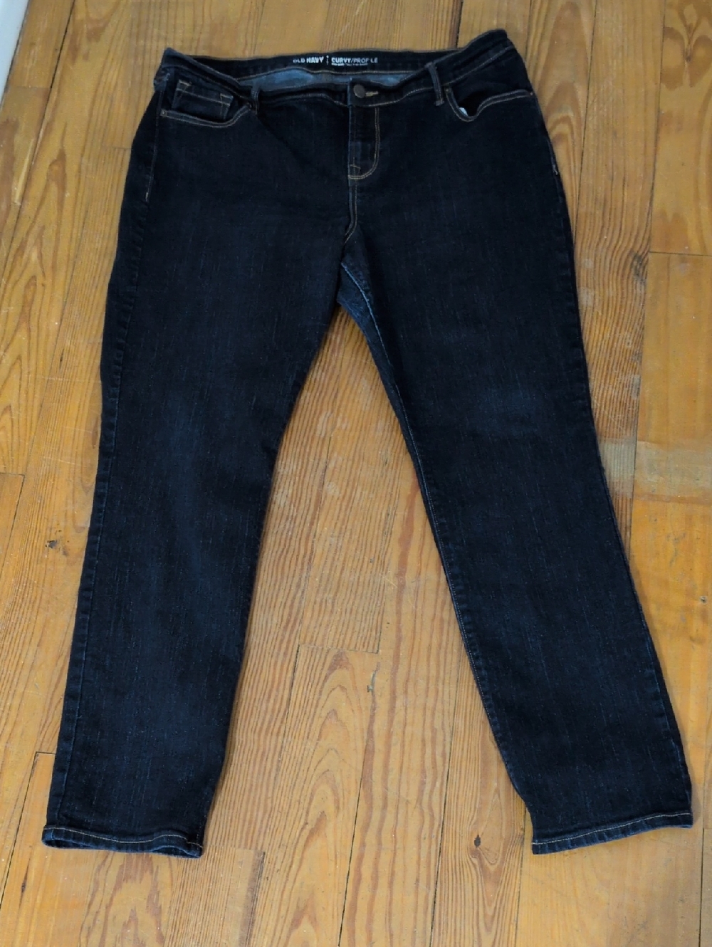 Old Navy Women's Skinny Jeans in Dark Wash Black